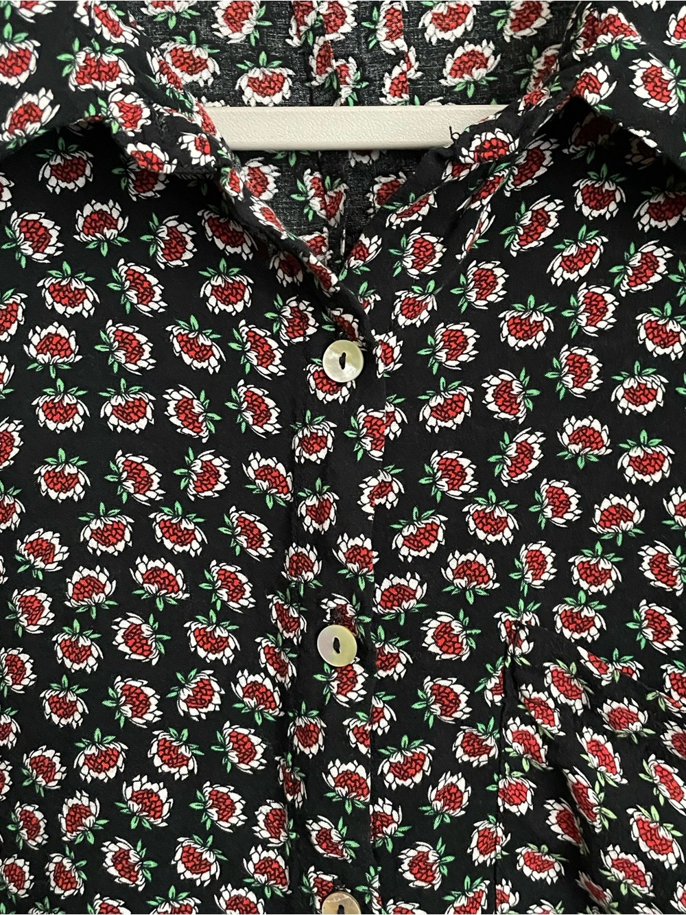Ditsy floral Grand & Greene button down top w/ MOP button boho cottagecore sz L
